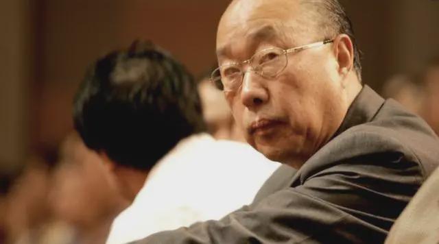 他，大专生，宰猪卖肉坐拥百亿资产，被儿子检举揭发，为啥？