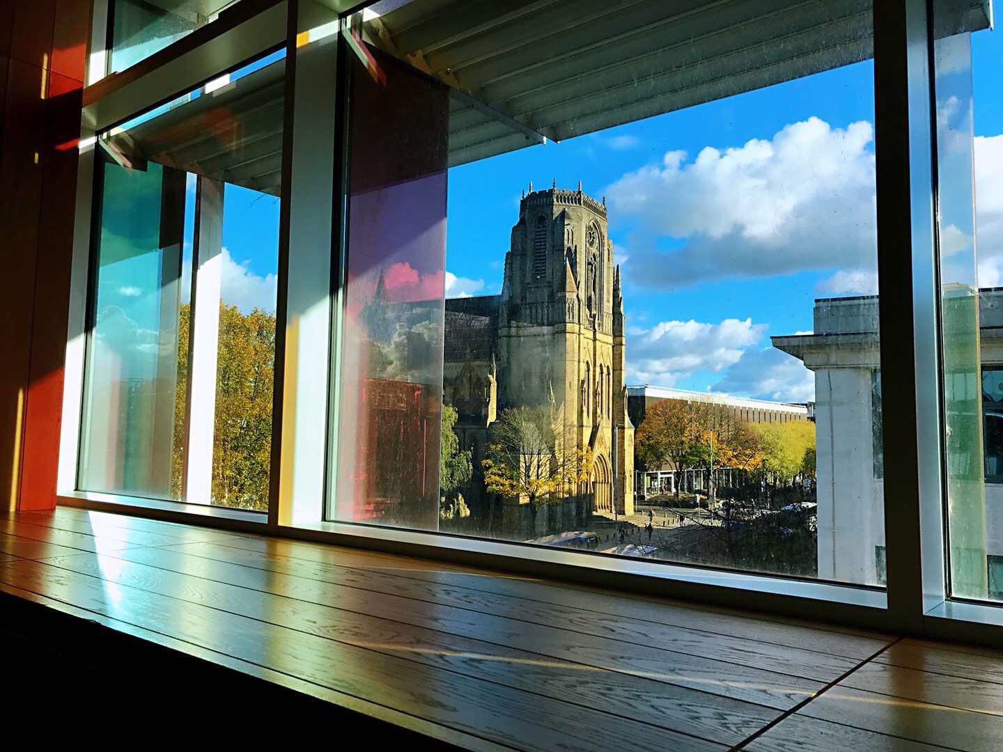 伯恩茅斯艺术学院留学生申请条件,伯恩茅斯艺术大学国内申请条件