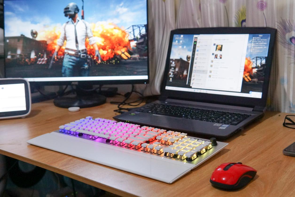 冰豹vulcan光轴键盘,冰豹发布吃鸡电竞机械键盘泰坦轴