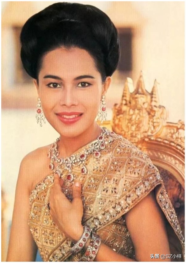 泰国王室和英国皇室谁更有钱,泰国王室全球王室第一富