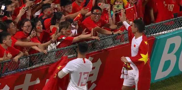 国足5-0马尔代夫艾克森梅开二度,国足世界杯艾克森首秀