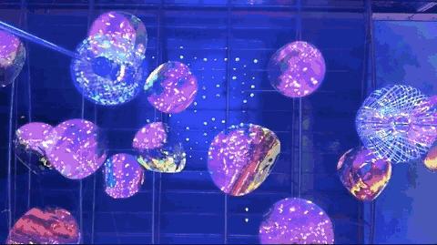 美得足以让人忘记时间流逝,美得让人静止的瞬间