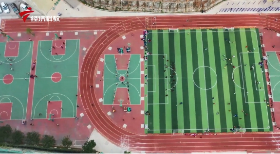 广东电视台广东新焦点报道—走进龙川县老隆镇第二小学