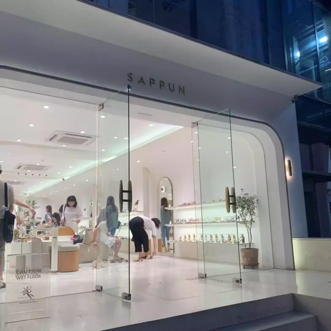 韩国首尔购物必去店,韩国探店必买清单