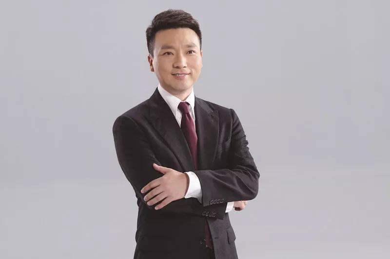 康辉回到新闻联播完整,康辉重上新闻联播
