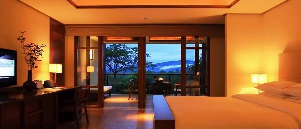 罗莱夏朵是什么档次,罗莱夏朵三件套