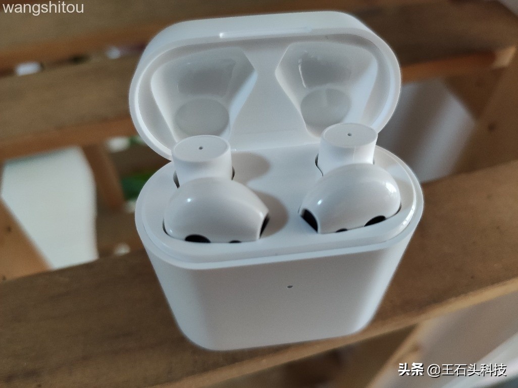 小米蓝牙耳机和苹果airpods2测评,小米真无线蓝牙耳机air2pro升级