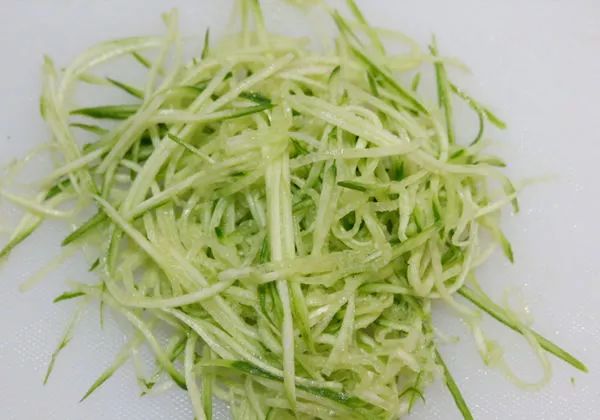 魔芋丝酸辣好吃吗,酸辣芥末魔芋丝