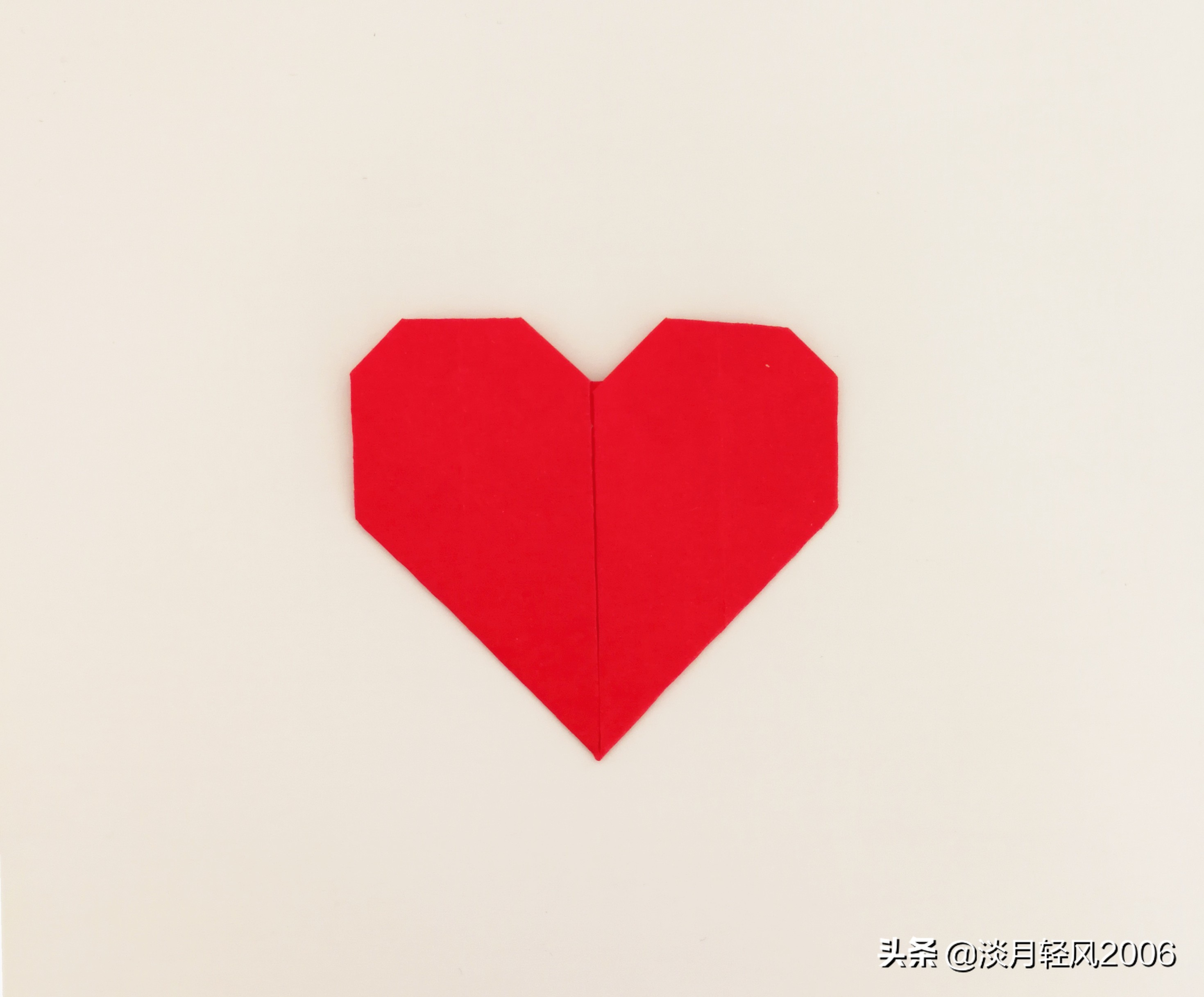 用正方形纸折的小儿手工简单,一张纸折的简单小手工