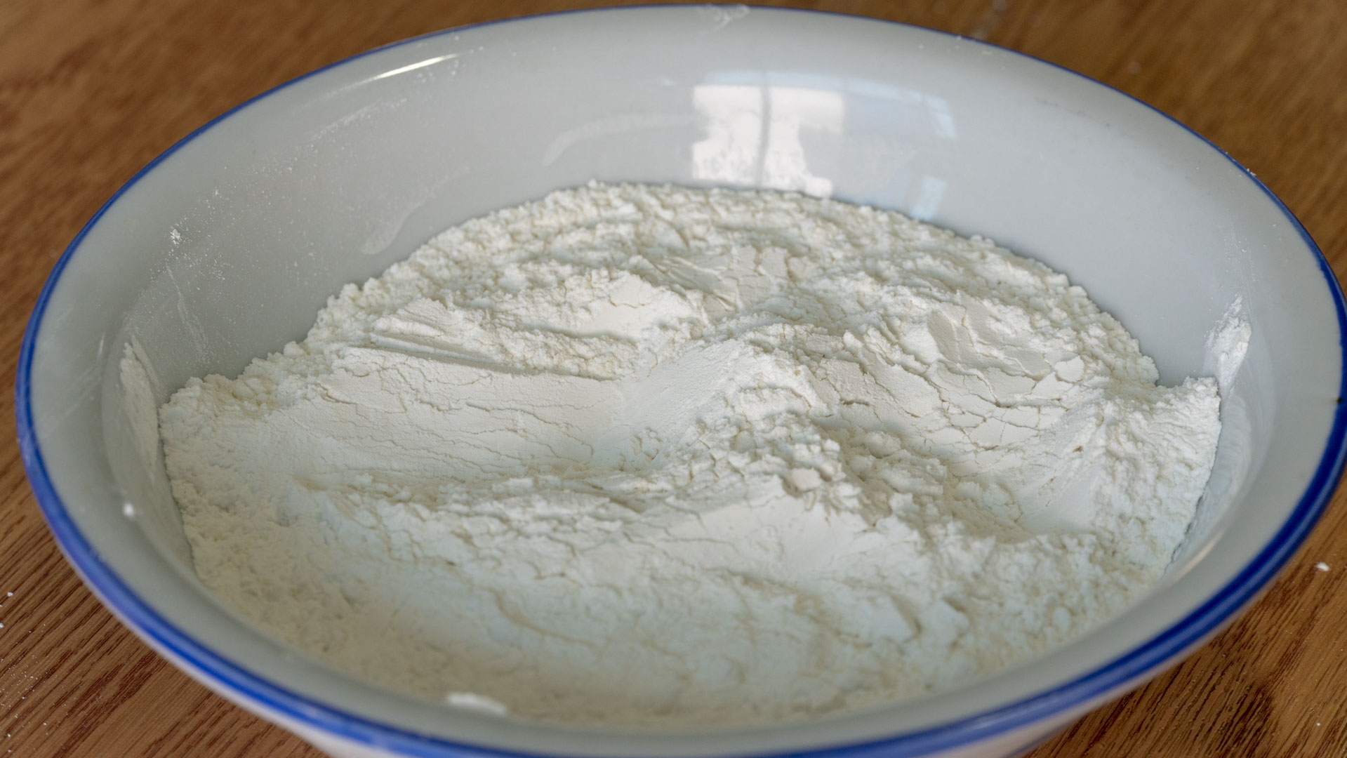 面粉别蒸馒头了教你懒人做法,面粉别只蒸馒头了试试这创意做法