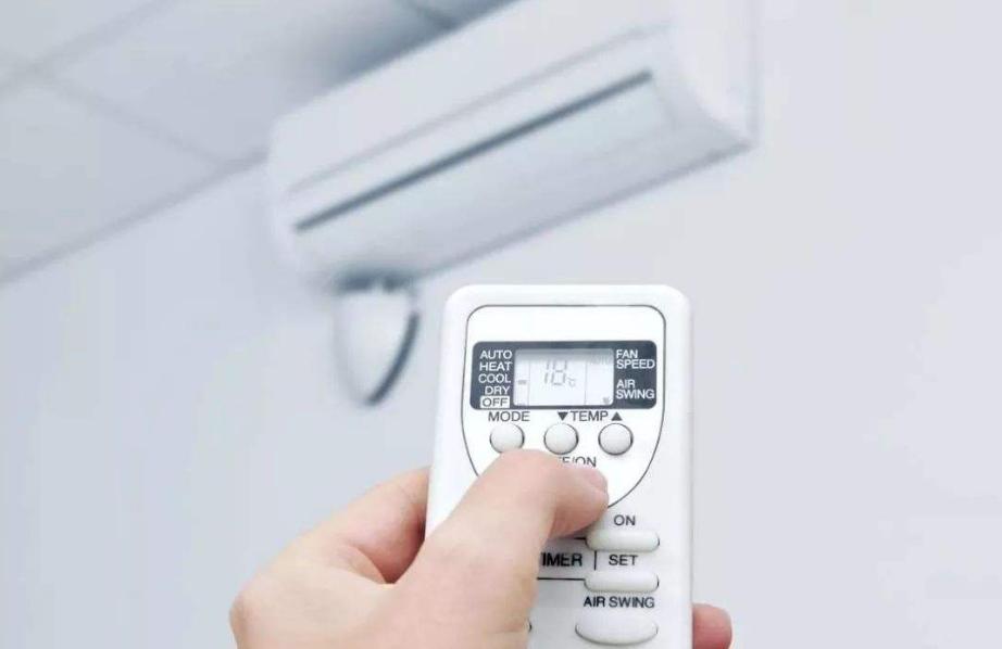 夏天电脑温度高反应慢？教你3招不花钱方法，牙膏也能给电脑降温