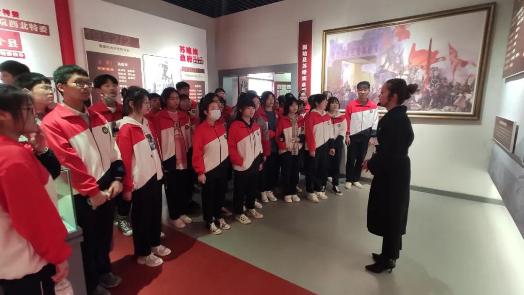 传承传统文化争当新时代好少年,继承革命传统争做新时代的好少年
