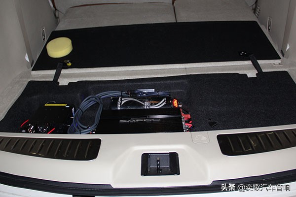 途乐改装丹拿3分频音响效果,日产途乐改装大全集