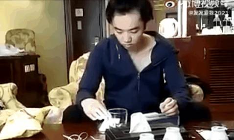 华晨宇整前整后对比,华晨宇最近又整脸了么