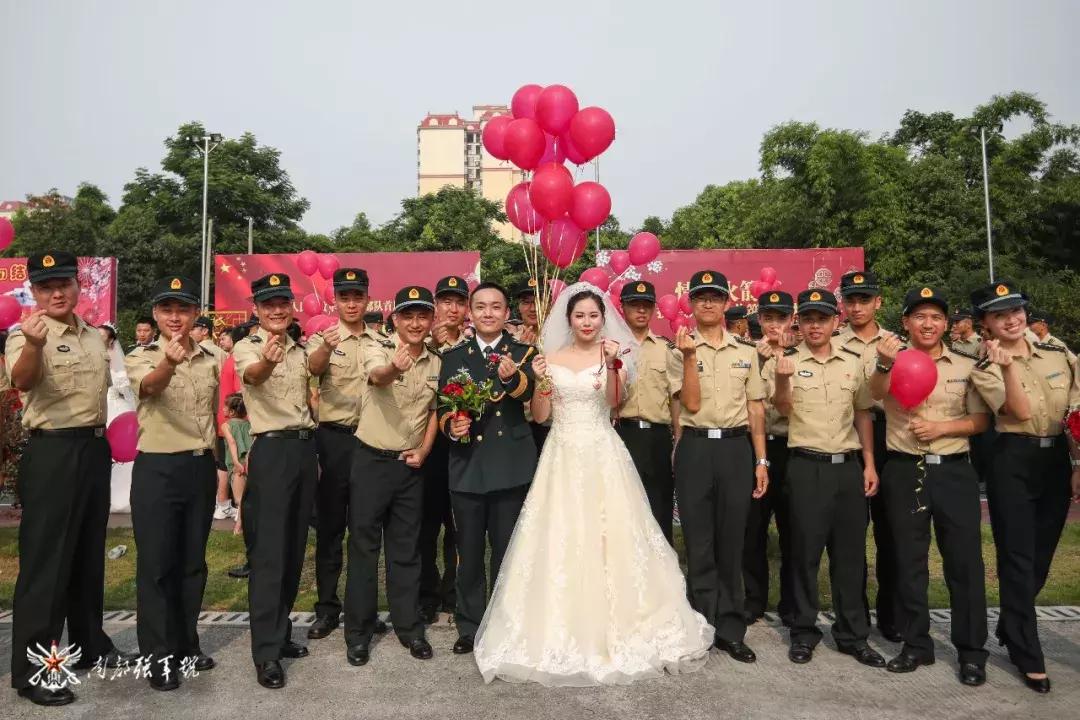 “课目：集体婚礼，内容：娶媳妇儿……”