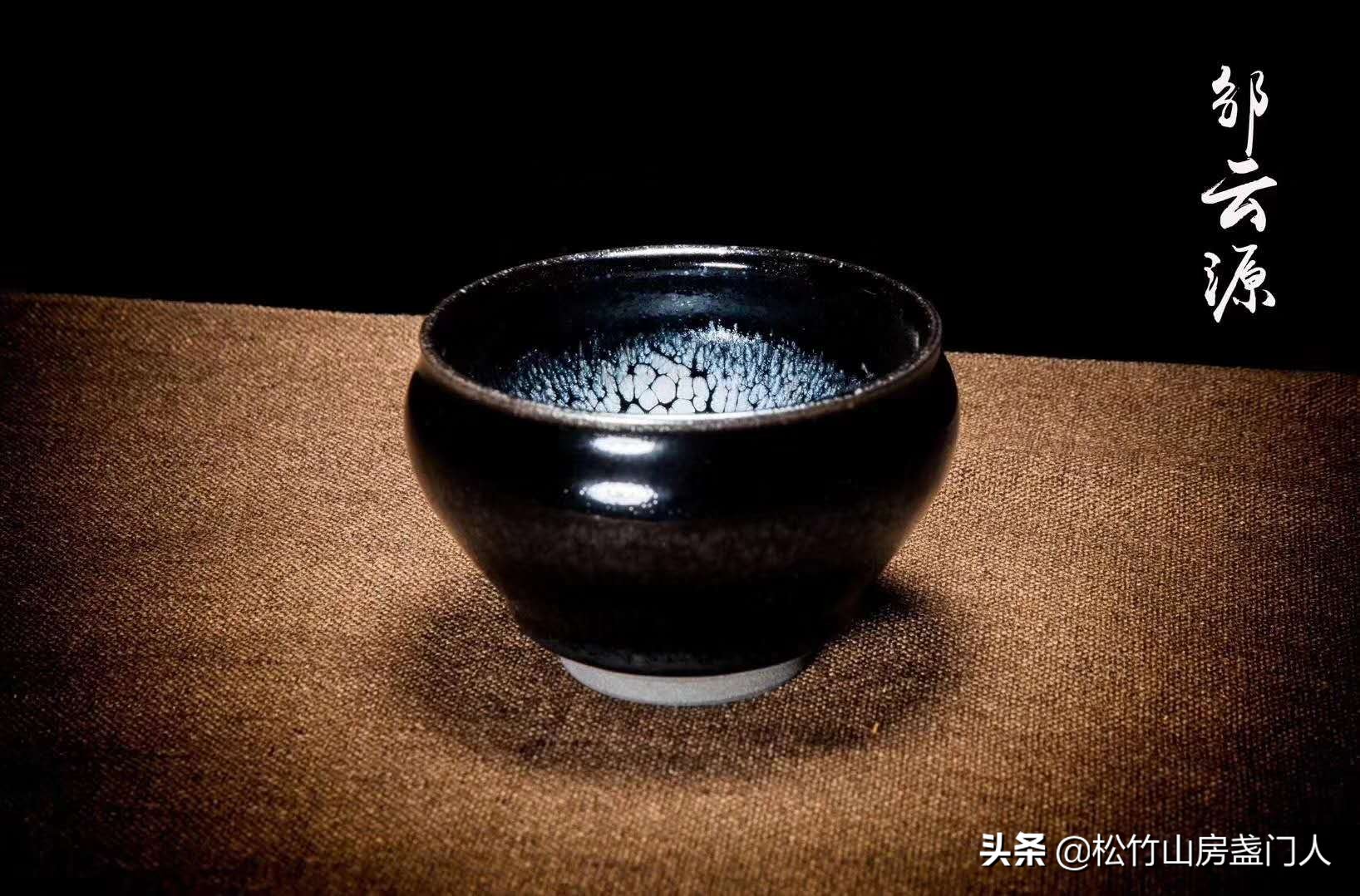 建盏和瓷器哪个适合喝茶,建盏喝茶会重金属超标吗