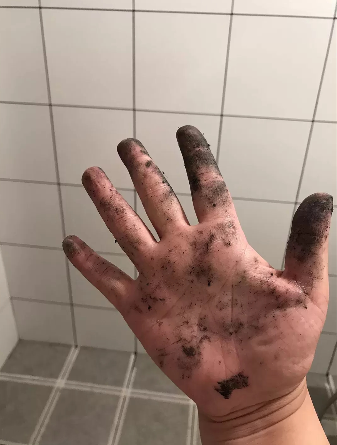 瓷砖缝怎么美缝经济实惠,瓷砖补缝了想做美缝