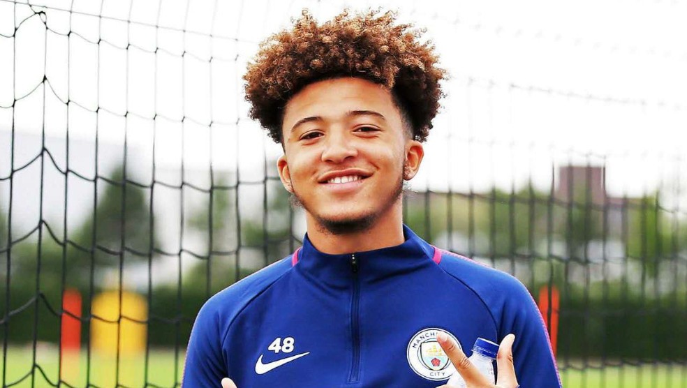 实况足球c罗和梅西搭配阵容,实况足球精选梅西适合什么阵容