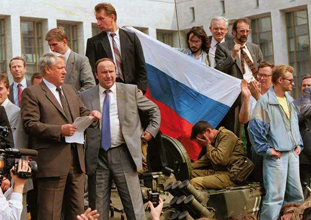 俄罗斯领土在亚洲为什么属于欧洲,俄罗斯欧洲面积大还是亚洲面积大