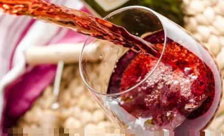 红酒是不是越贵越好喝,红酒越便宜越好喝