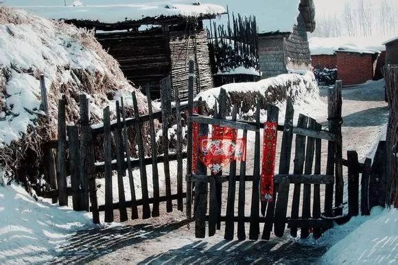 九张折射过年气氛的照片,百张罕见的过年老照片这才是年味