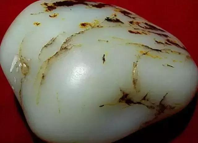 捡到这些石头不要扔真的很值钱,哪些石头价值连城千万别扔