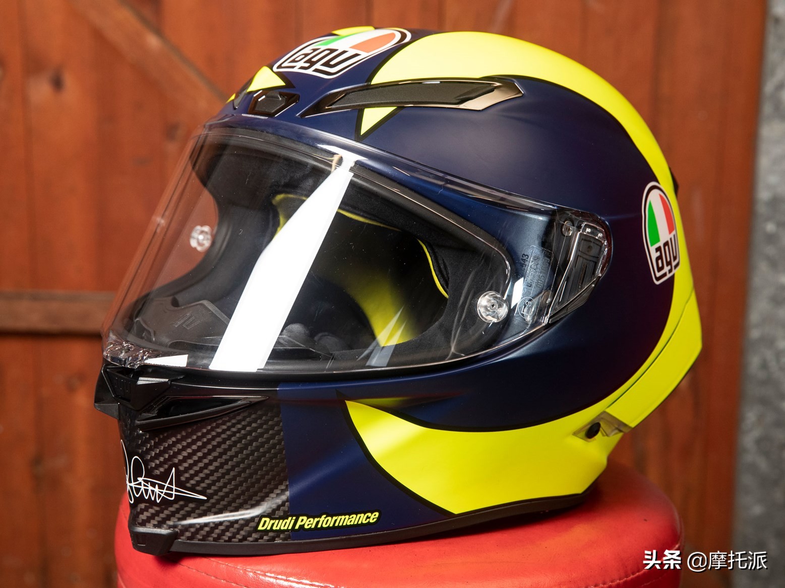2020年最值得入手的摩托车头盔,最轻的10款头盔