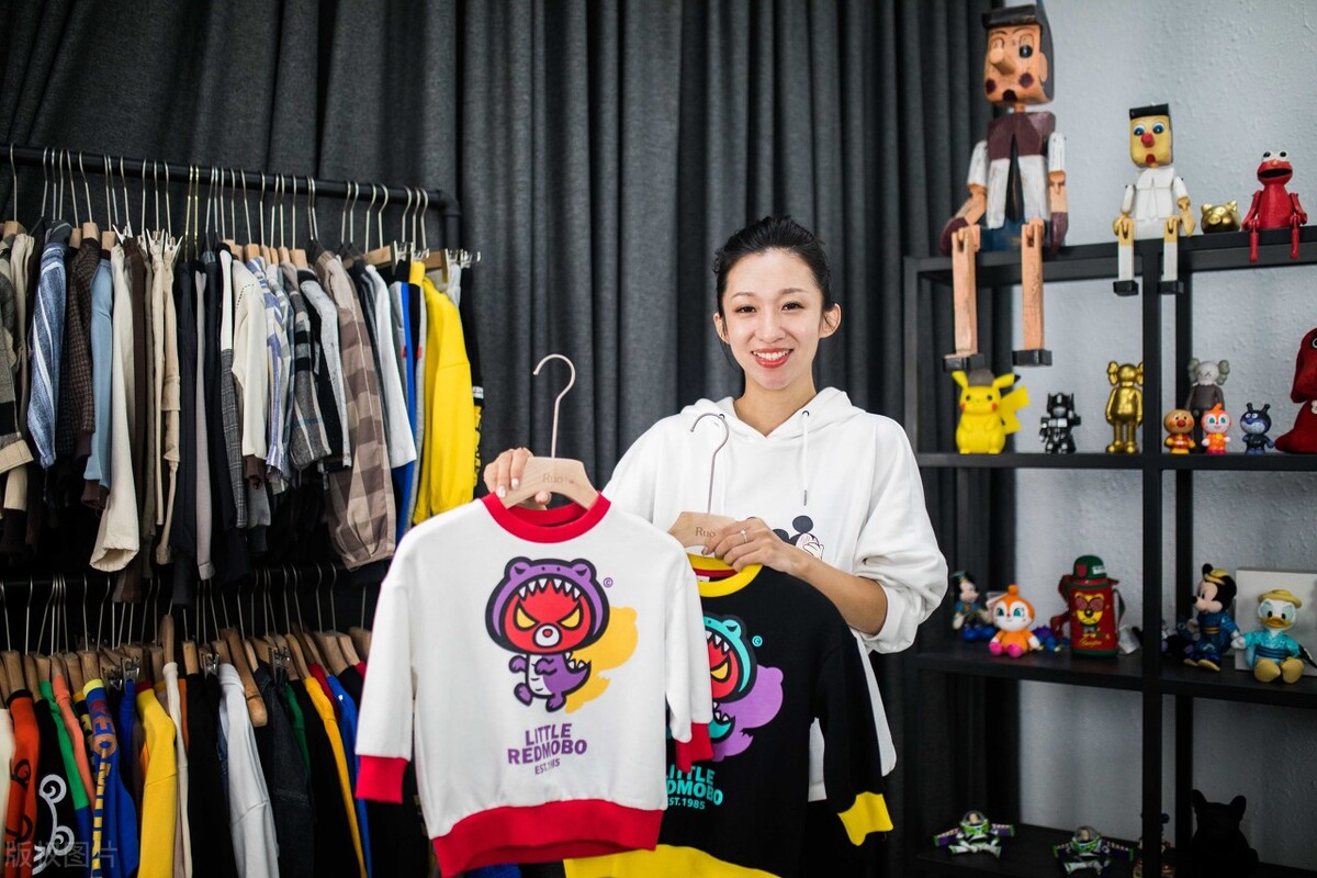 男人开女装店赚钱吗,男人开童装实体店