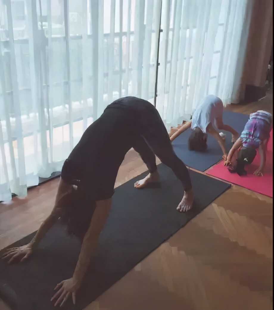 不同年龄段的人群练习瑜伽,不同年龄段练瑜伽的心境都不一样