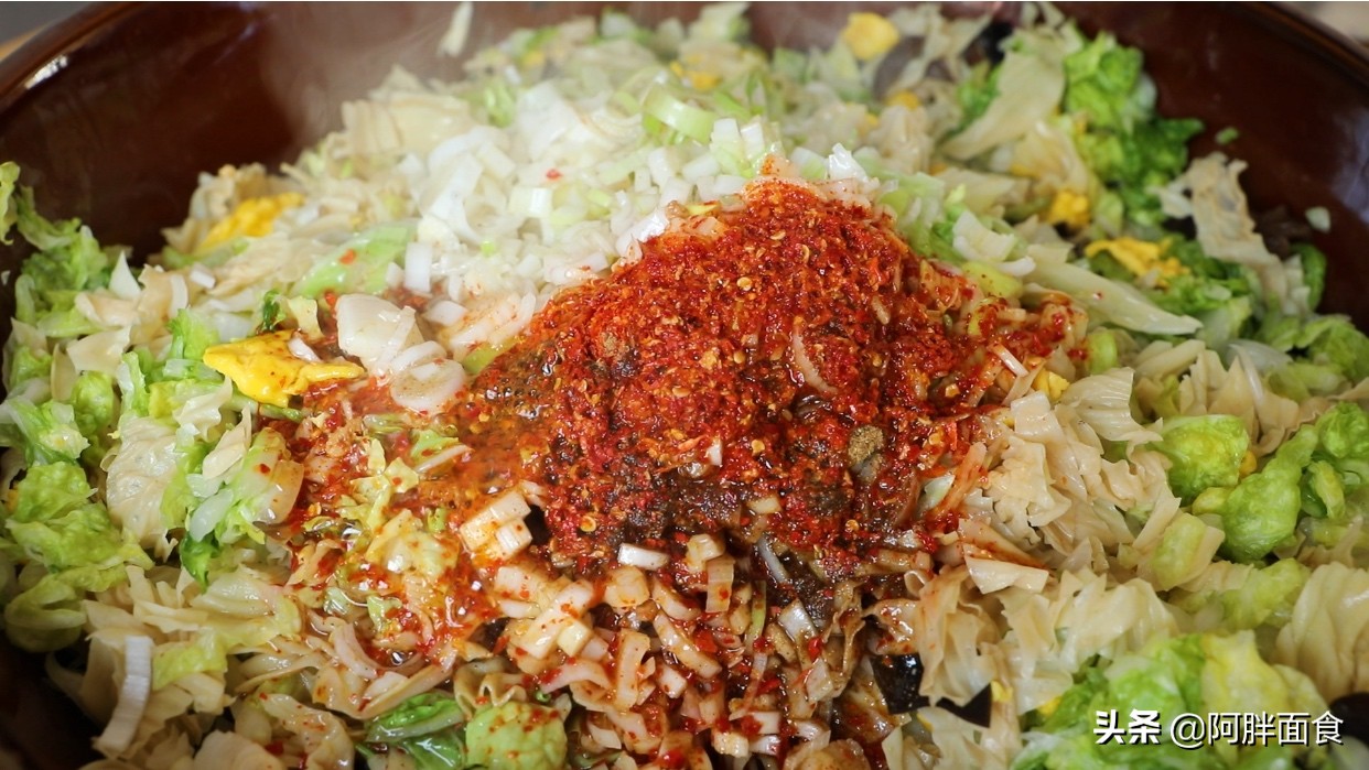 多用这菜调包子馅，多用这面擀包子皮，孩子吃促消化，成人吃减肉