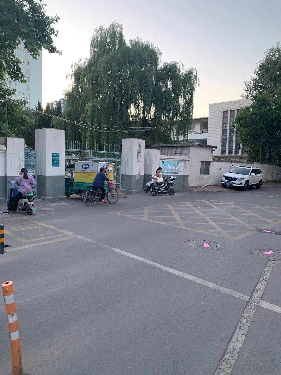 张钢回家,张钢的生活