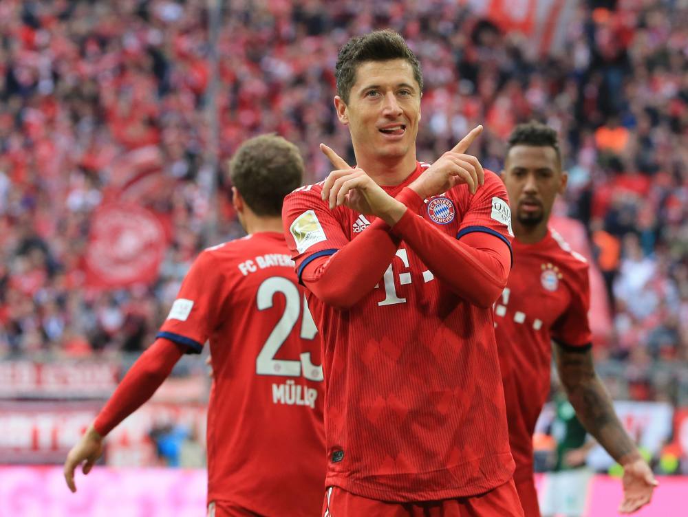 莱万2020-2021德甲进球全纪录,莱万破门波兰1-6惨遭比利时逆转