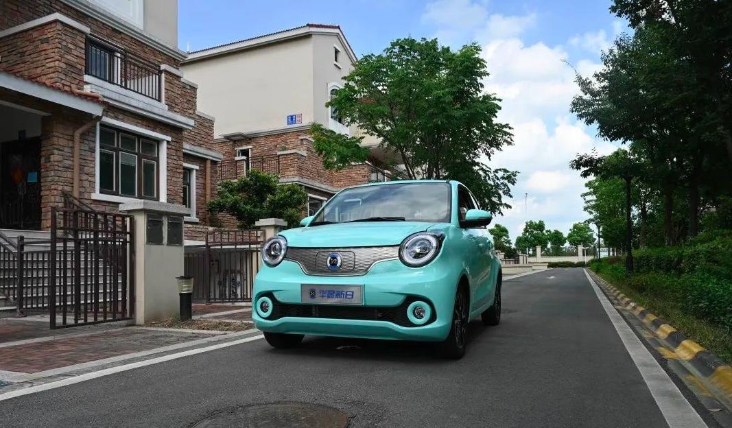 华晨新日i03,新日华晨i03快充电流逐渐增大