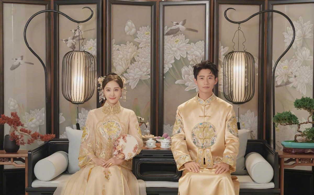 魏晨罕见晒恩爱,魏晨晒结婚一周年快乐