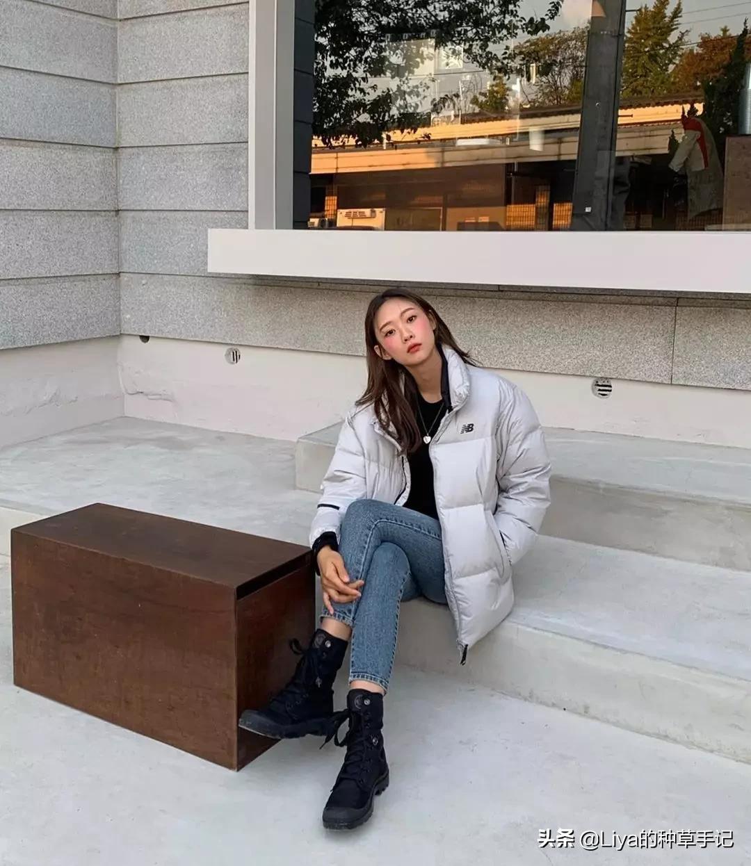 冬季羊羔毛卫衣怎么搭配才好看,冬款羊羔毛卫衣怎么搭配才好看