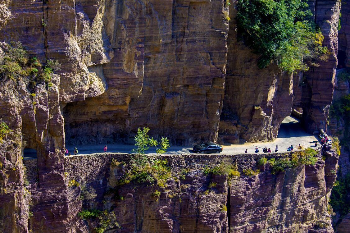 郭亮洞修建细节,郭亮挂壁公路是怎么开凿的