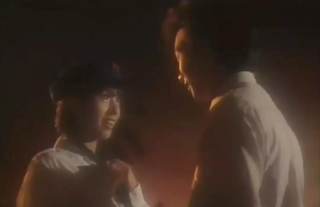 不服不行！黄家驹一开嗓，曼德拉潸然泪下，李嘉诚花重金买断版权