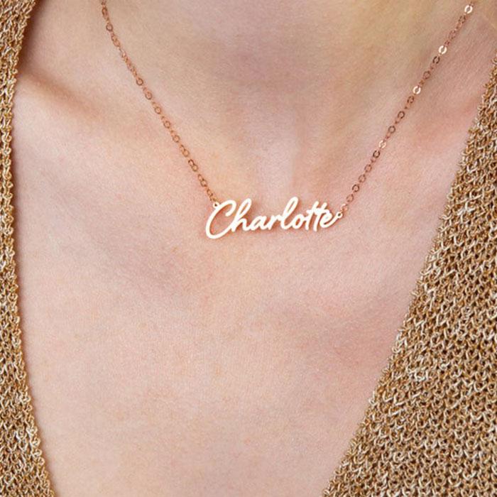 送女朋友让她惊喜的生日礼物,让女朋友感觉有惊喜的生日礼物