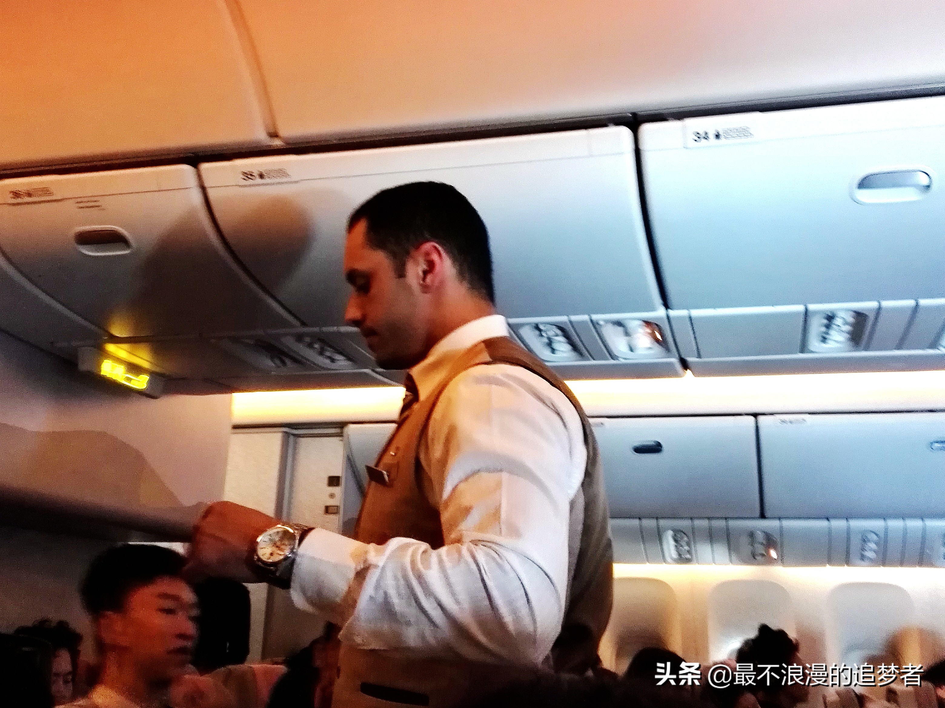 阿联酋迪拜的旅游感想,阿联酋迪拜旅游攻略