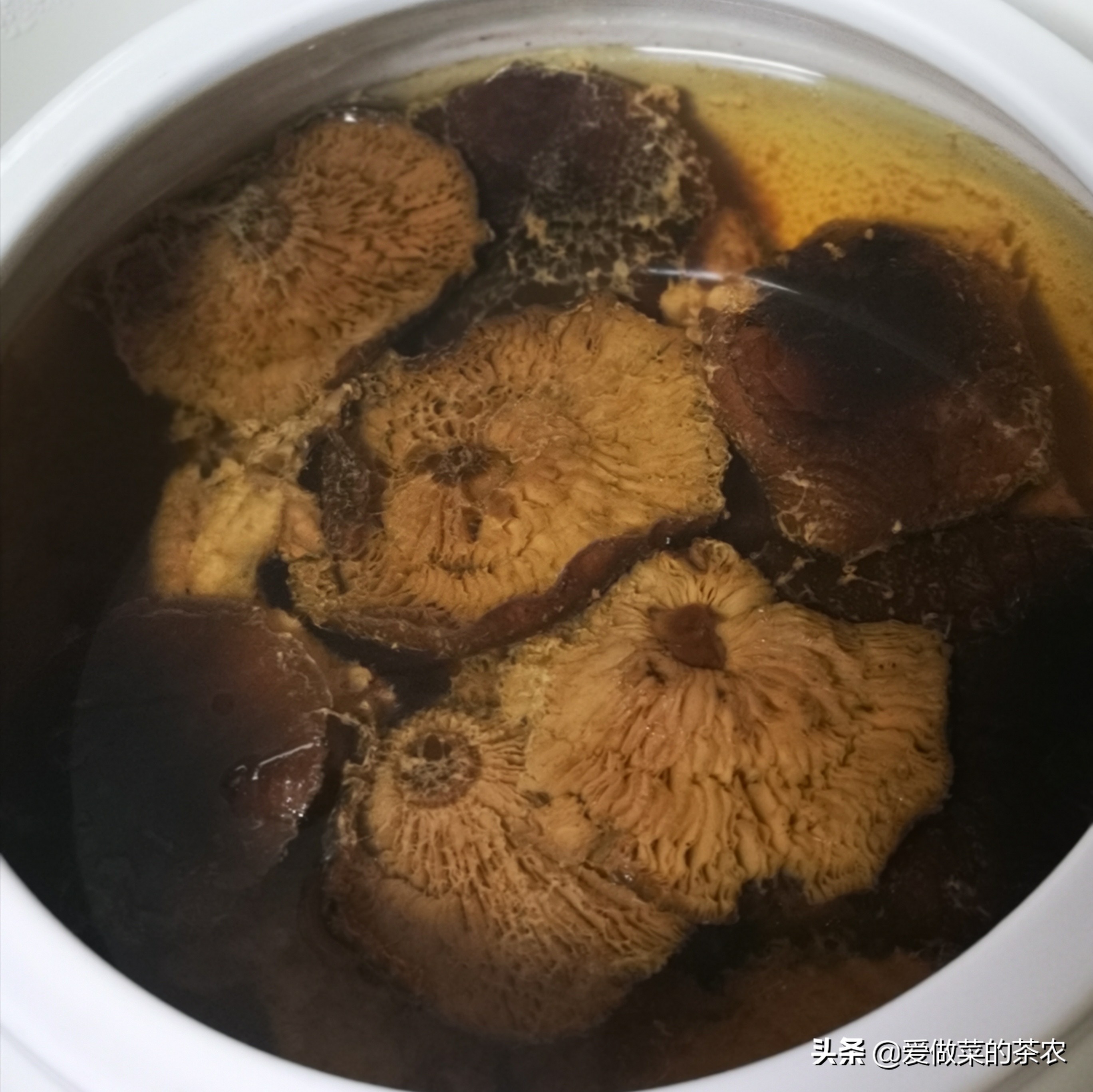 炖汤如何才更营养好喝,炖汤怎么熬又好喝又有营养