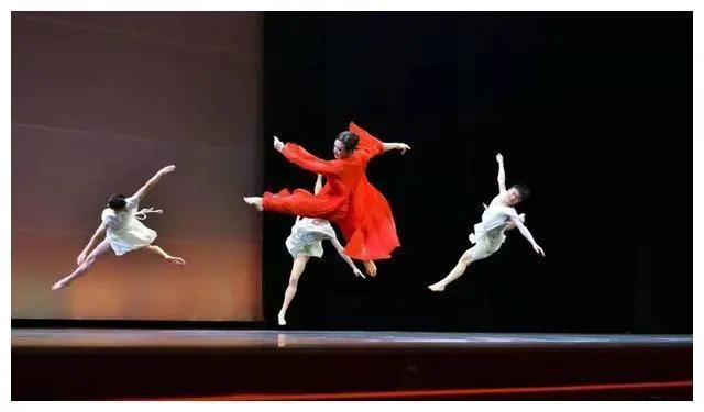 53岁金星最近照,50岁金星素颜照曝光简直不敢直视