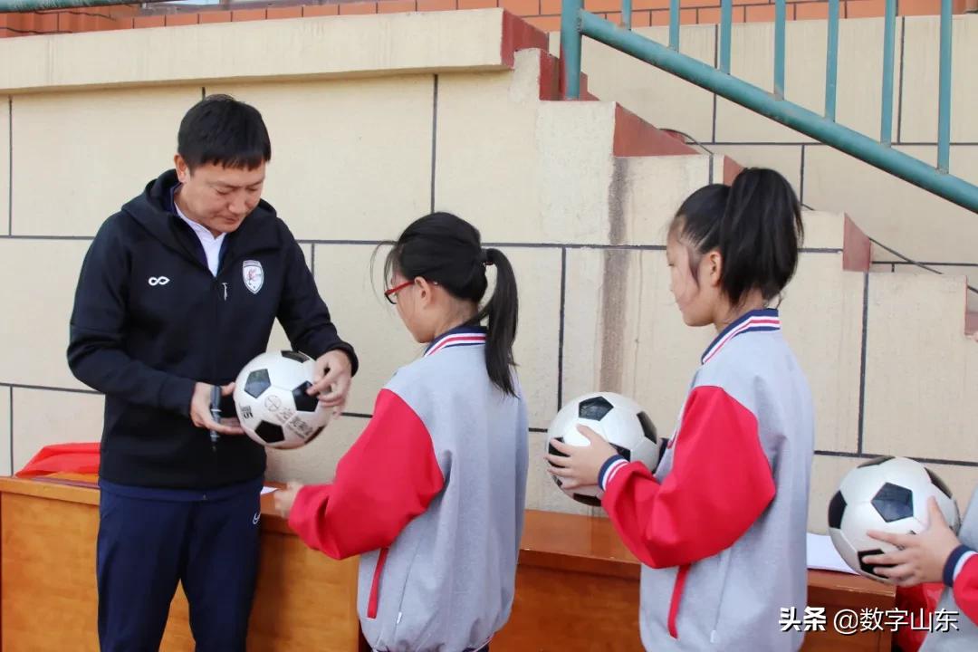 悦享运动燃梦青春,乐享运动筑梦未来运动会