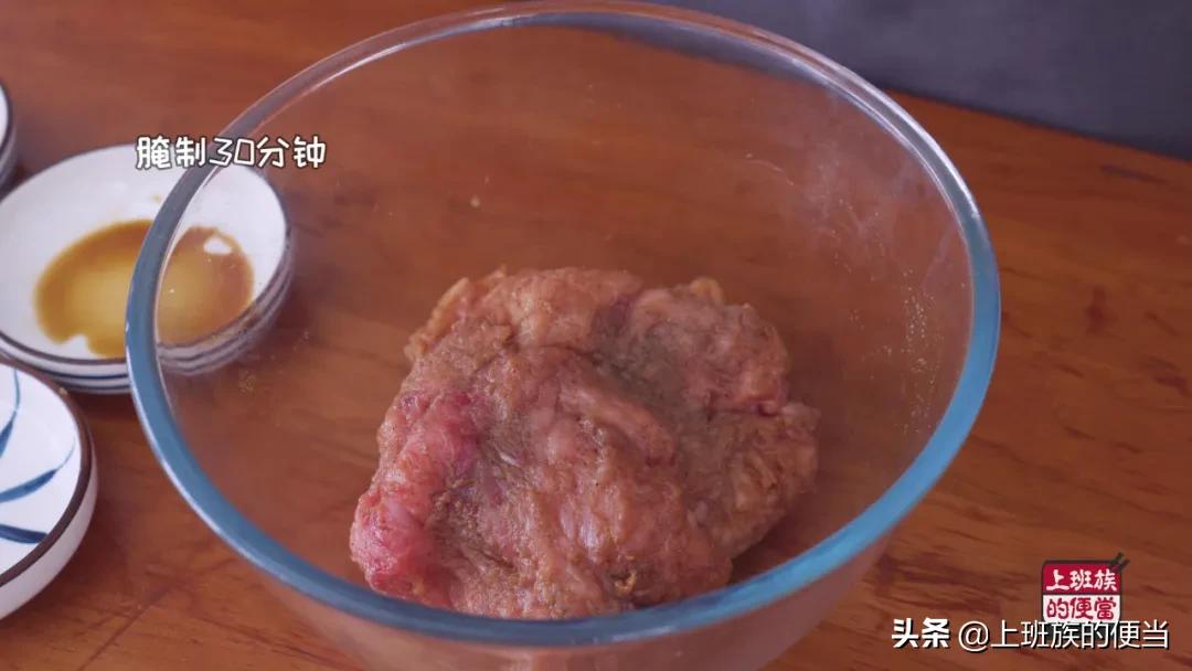 外面卖的一元小鸡排怎么做,外边卖的鸡排自己制作