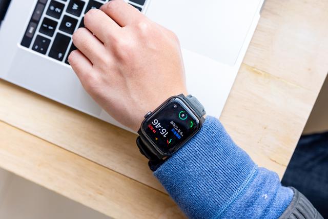 applewatch5和7对比,applewatch5蜂窝版评测