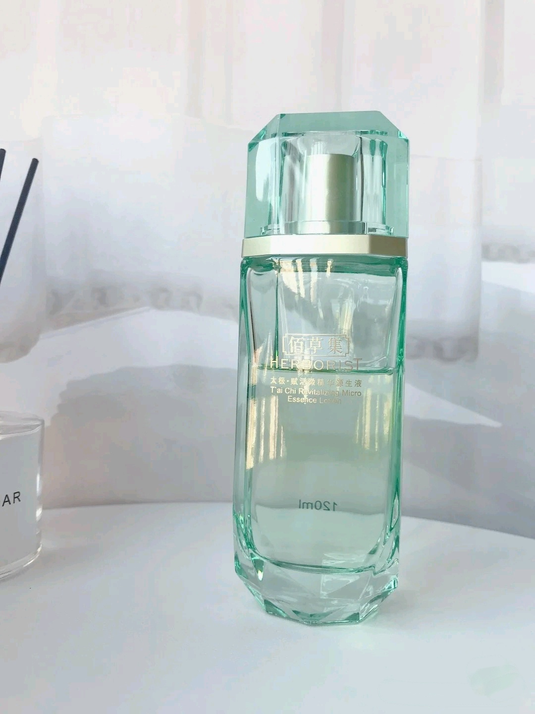 玉泽和百雀羚哪一款更保湿,百雀羚补水淡化细纹哪款好