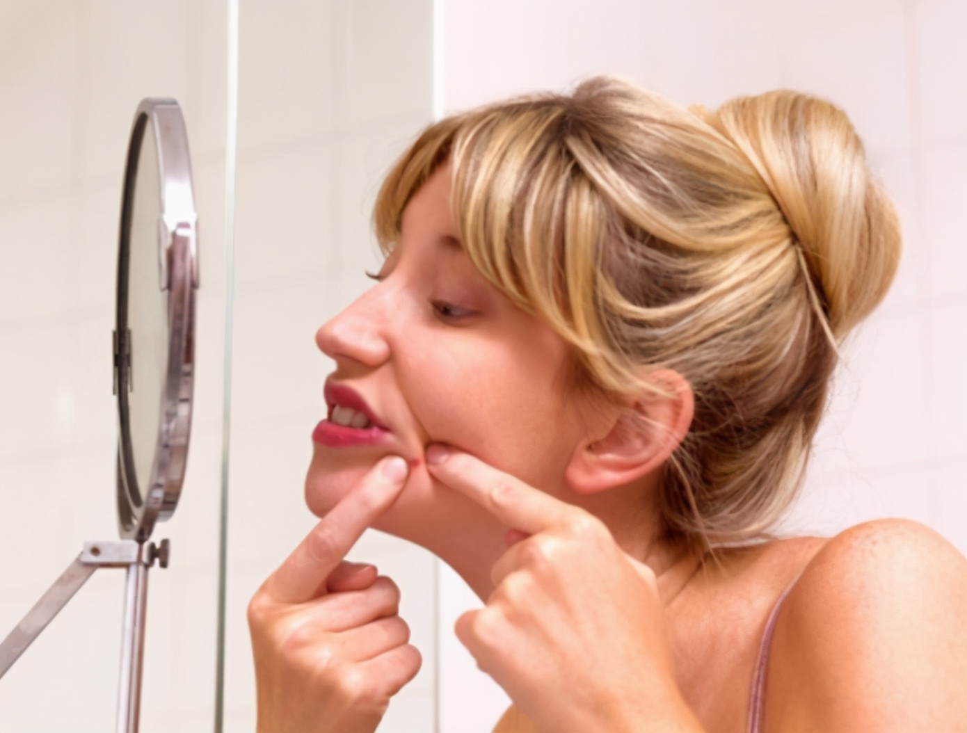 长痘位置对应五脏六腑,人脸长痘对应的五脏六腑图