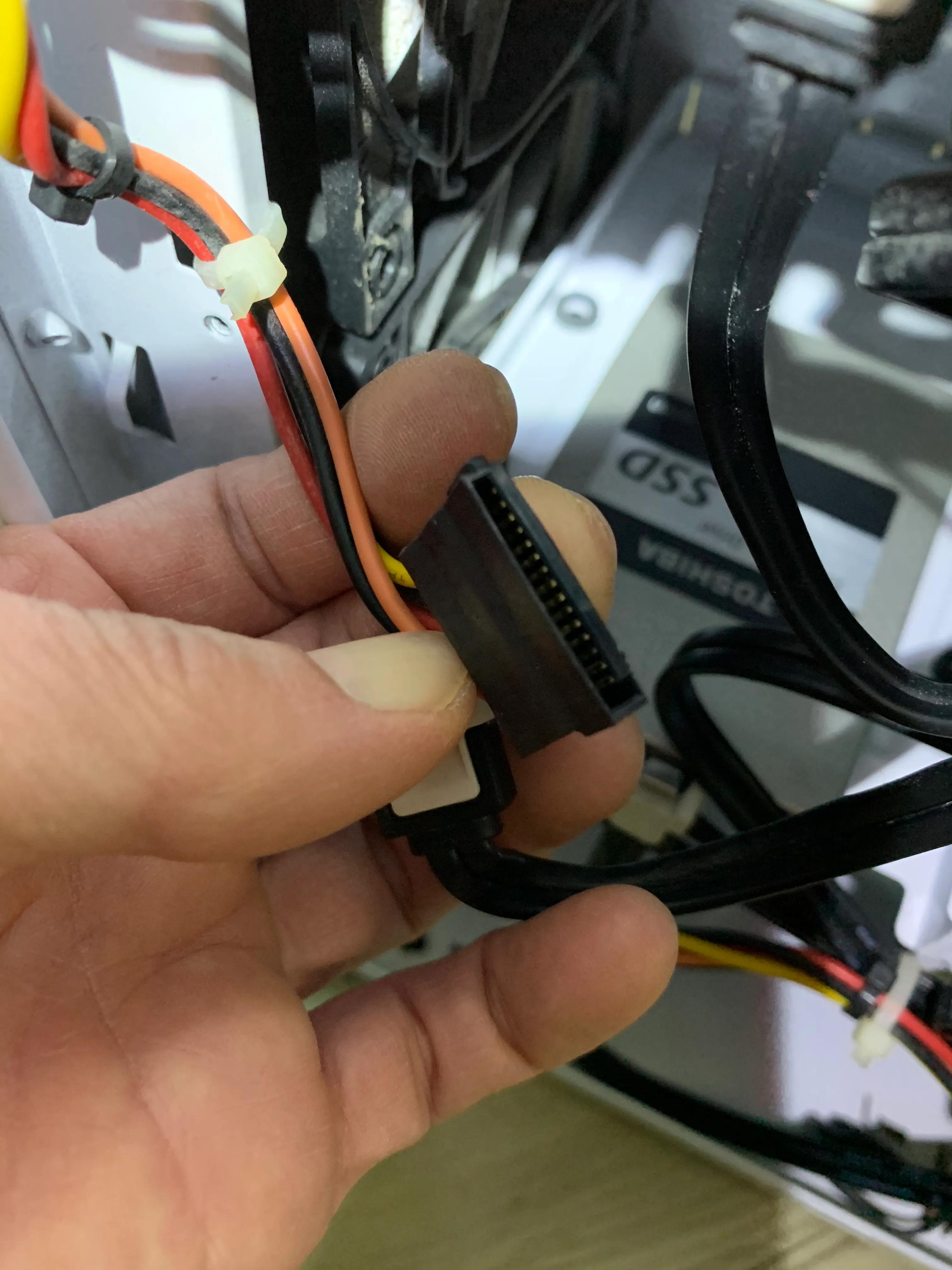 自己怎么换电脑硬盘,自己动手更换电脑硬盘