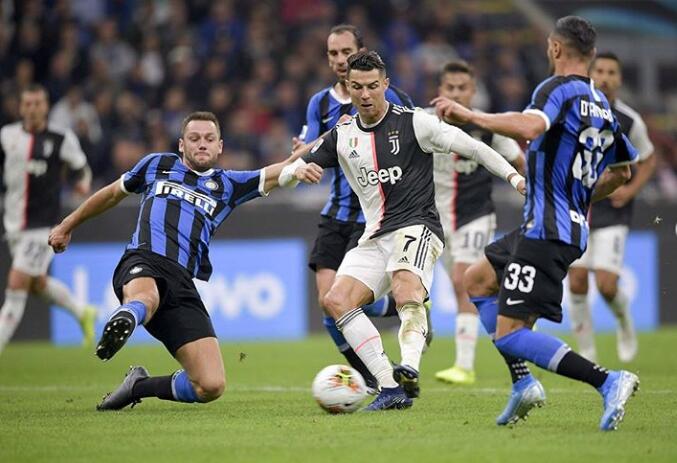 尤文图斯世界上第一支大满贯球队,尤文图斯能完成9连冠吗