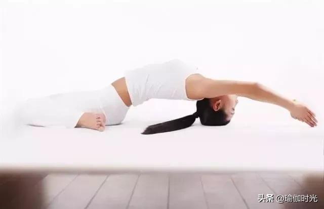 瑜伽经典3个动作瘦身,瑜伽28个经典动作跟练