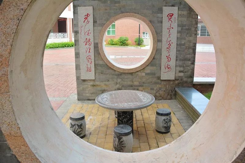 足球小男孩梦想,一个小孩的足球梦想有多难